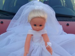 Panenka na svatební auto blondýnka půjčovna