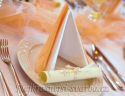 Svatební menu - ozdobný papír